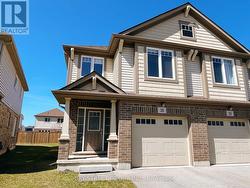 30 ELDERBERRY ROAD Thorold (Confederation Heights), ON L3M 5R5