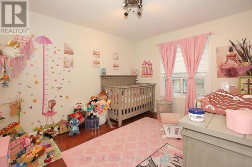 117 - 60 Hanson Road, Mississauga, ON - Indoor Photo Showing Bedroom