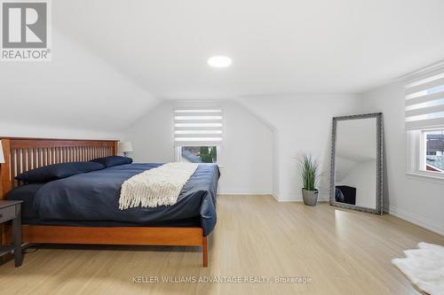 2062 Barton Street E, Hamilton, ON - Indoor Photo Showing Bedroom