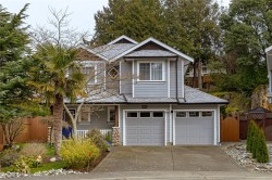 619 Parkway Pl Colwood, BC V9C 4K8