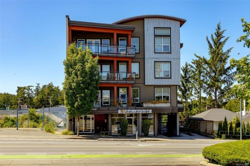 201-1008 Tillicum Rd  Esquimalt, BC V9A 1Z8