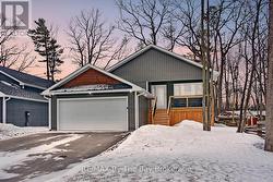 16 CARIBBEAN DRIVE Wasaga Beach, ON L9Z 2W3