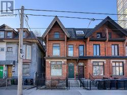 157 GERRARD STREET E Toronto, ON M5A 2E4