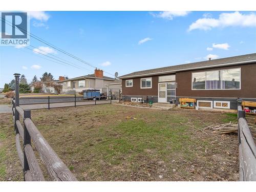 654 Patricia Avenue  Kamloops, BC V2B 1Y8