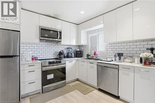 82 QUEEN Street N Unit# 1 , Hamilton, Ontario L8R 2V4 4