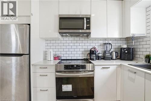 82 QUEEN Street N Unit# 1 , Hamilton, Ontario L8R 2V4 5