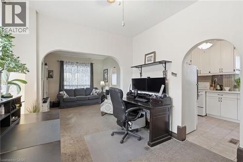 95 East 35Th Street, Hamilton, ON - Indoor