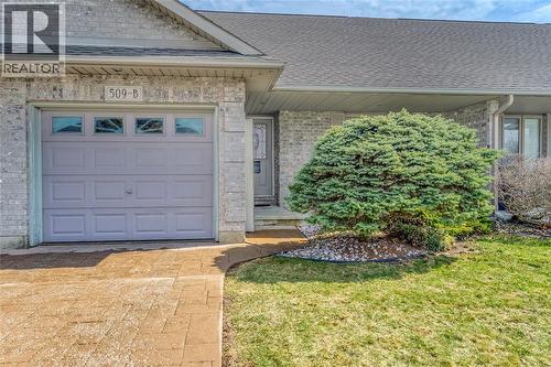 509 LOUISA STREET Unit# B  Point Edward, ON N7V 1X1