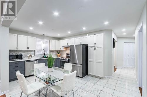 4110 Forest Run Avenue, Burlington, ON - Indoor