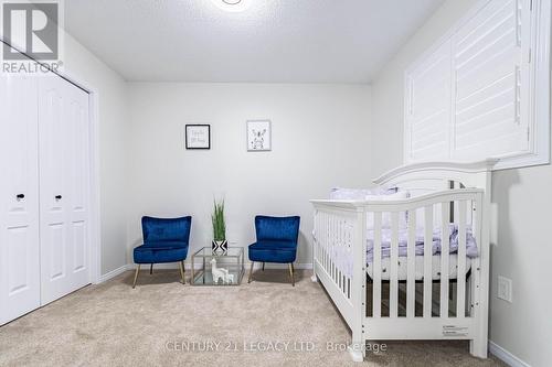4110 Forest Run Avenue, Burlington, ON - Indoor Photo Showing Bedroom