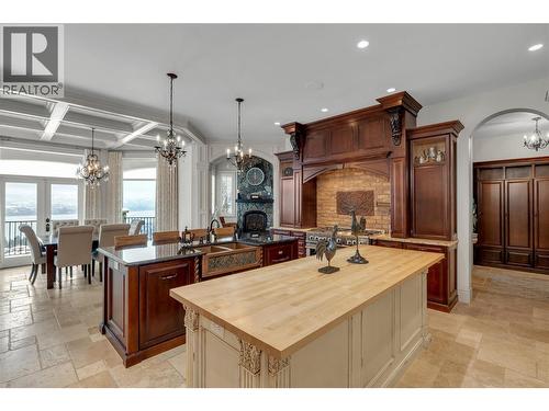 714 Kuipers Crescent, Kelowna, BC - Indoor