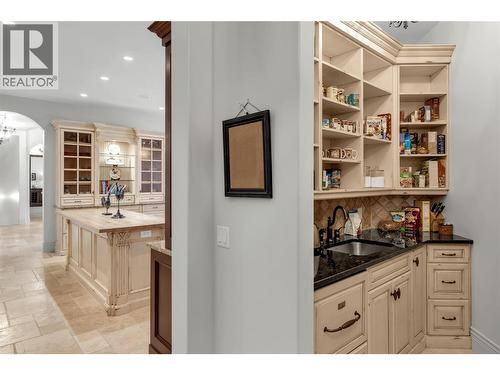 714 Kuipers Crescent, Kelowna, BC - Indoor