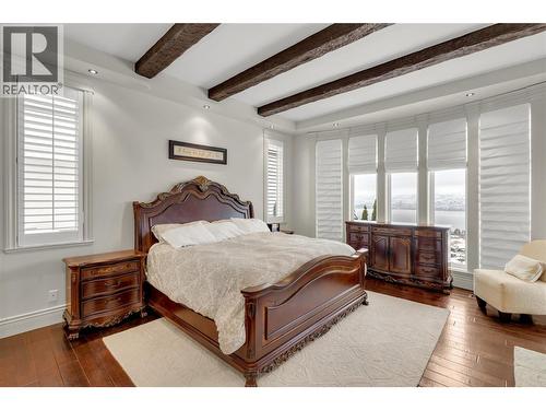 714 Kuipers Crescent, Kelowna, BC - Indoor Photo Showing Bedroom