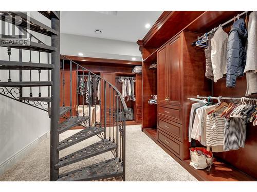 714 Kuipers Crescent, Kelowna, BC - Indoor With Storage