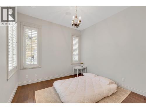 714 Kuipers Crescent, Kelowna, BC - Indoor Photo Showing Bedroom