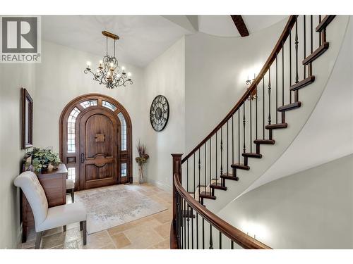714 Kuipers Crescent, Kelowna, BC - Indoor Photo Showing Other Room