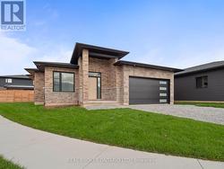 118 WILLOWBROOK DRIVE Welland (West Welland), ON L3C 0G2