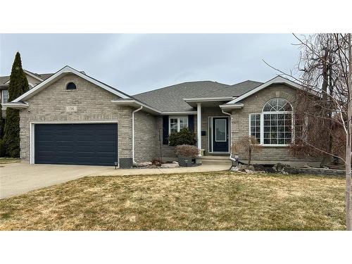 136 AUGUSTA Boulevard  Sarnia, ON N7W 1C6