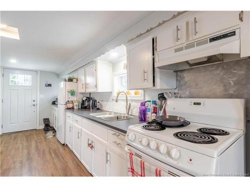 124 Ruby Crt, Fredericton, NB 