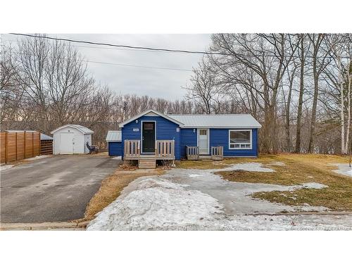 124 Ruby Crt, Fredericton, NB 