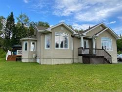 8 Des Plaines AVE Edmundston, NB E3V 4X4