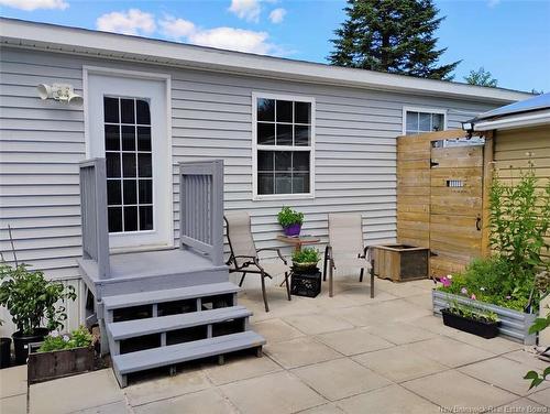 35 Fourth Ave, Pointe-Du-Chêne, NB 