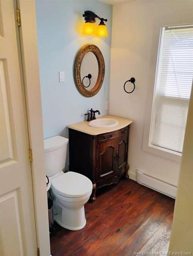 35 Fourth Ave, Pointe-Du-Chêne, NB 