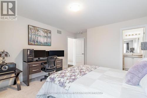 27 Marks Road, Springwater, ON - Indoor Photo Showing Bedroom