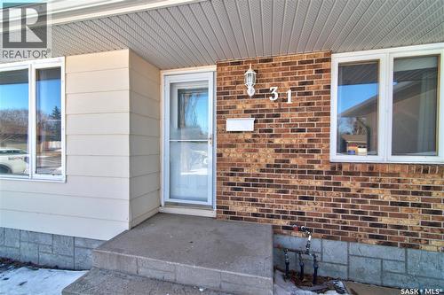 31 Crossley Bay, Regina, SK - Outdoor With Exterior