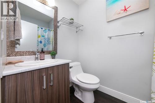 3234 37Th Street W, Saskatoon, SK - Indoor Photo Showing Bathroom