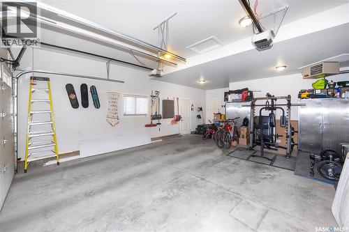 3234 37Th Street W, Saskatoon, SK - Indoor Photo Showing Garage