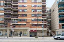 613 - 89 MCCAUL STREET W  Toronto, ON M5T 2X3