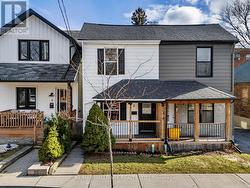 3 WOODVILLE AVENUE Toronto, ON M4K 2J5