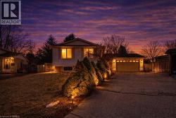 14 THISTLEDOWN Drive  Brantford, ON N3R 6R9