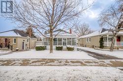 707 ATHOL STREET  Whitby, ON L1N 4A1