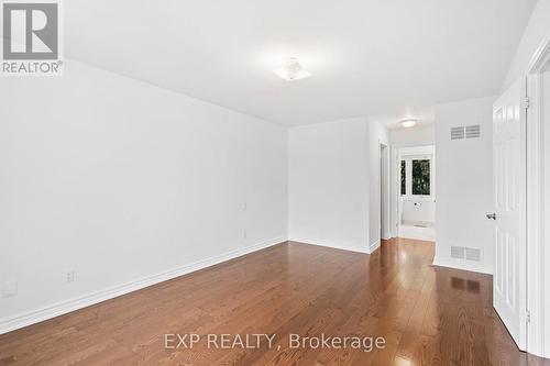 17 Gordon Rowe Crescent, Richmond Hill, ON - Indoor Photo Showing Other Room