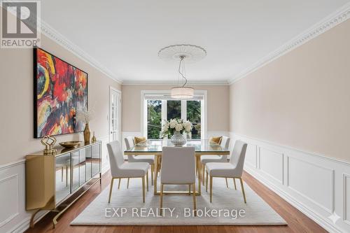17 Gordon Rowe Crescent, Richmond Hill, ON - Indoor Photo Showing Dining Room