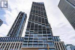 1211 - 1000 PORTAGE PARKWAY  Vaughan, ON L4K 0L1