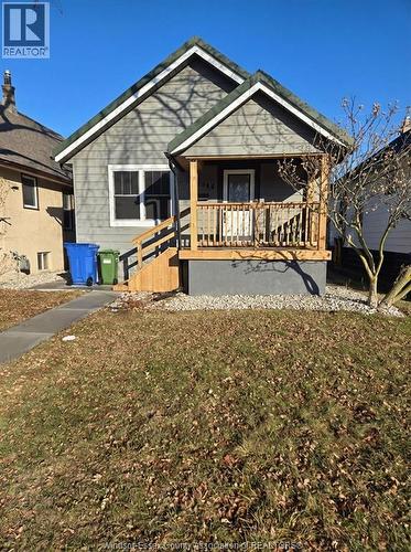 1046 ELSMERE  Windsor, ON N9A 2B2