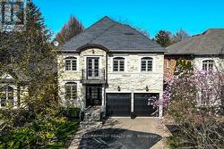 195 POMONA AVENUE  Burlington, ON L7N 1S9