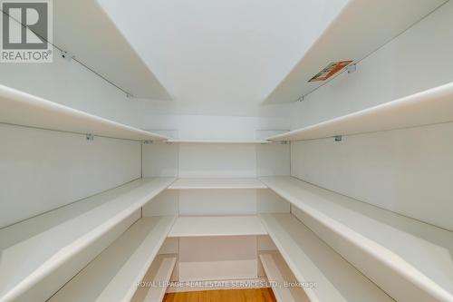 1607 Ewald Road, Mississauga, ON - Indoor With Storage