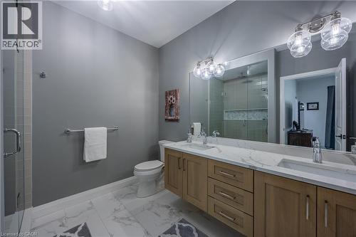 120 Newport Lane, Port Dover, ON - Indoor Photo Showing Bathroom