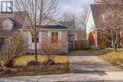 31 RODGERS ROAD Guelph (Kortright West), ON N1G 4V5