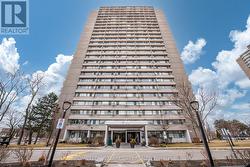 2204 - 715 DON MILLS ROAD  Toronto, ON M3C 1S5