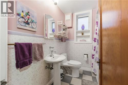 76 Knyvet Avenue, Hamilton, ON - Indoor Photo Showing Bathroom