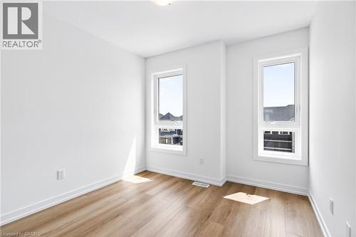 55 Great Falls Boulevard, Waterdown, ON - Indoor Photo Showing Other Room