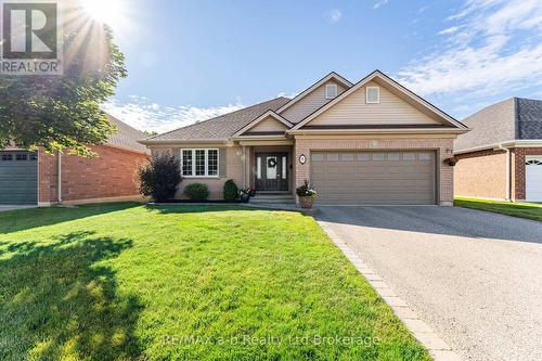 90 Weston Drive, Tillsonburg - 90 Weston Drive, Tillsonburg, ON - Outdoor With Facade