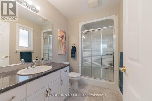 Ensuite - 90 Weston Drive, Tillsonburg, ON - Indoor Photo Showing Bathroom