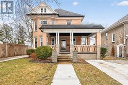 18 COLBORNE STREET  Strathroy-Caradoc (Ne), ON N7G 2L9