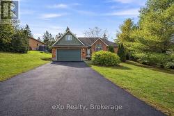 32 DICKINSON COURT Centre Wellington (Elora/Salem), ON N0B 1S0